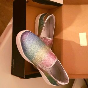 Kenneth Cole Girls Shoes